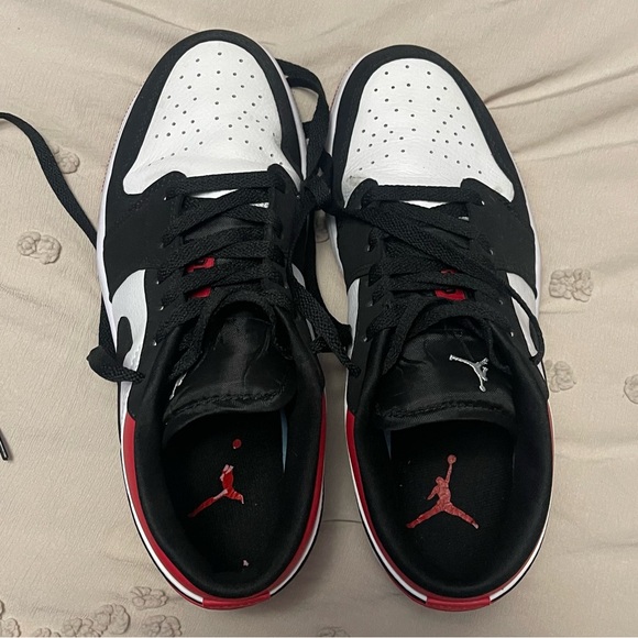 Nike Jordan 1 Low Sneakers - Picture 3 of 5